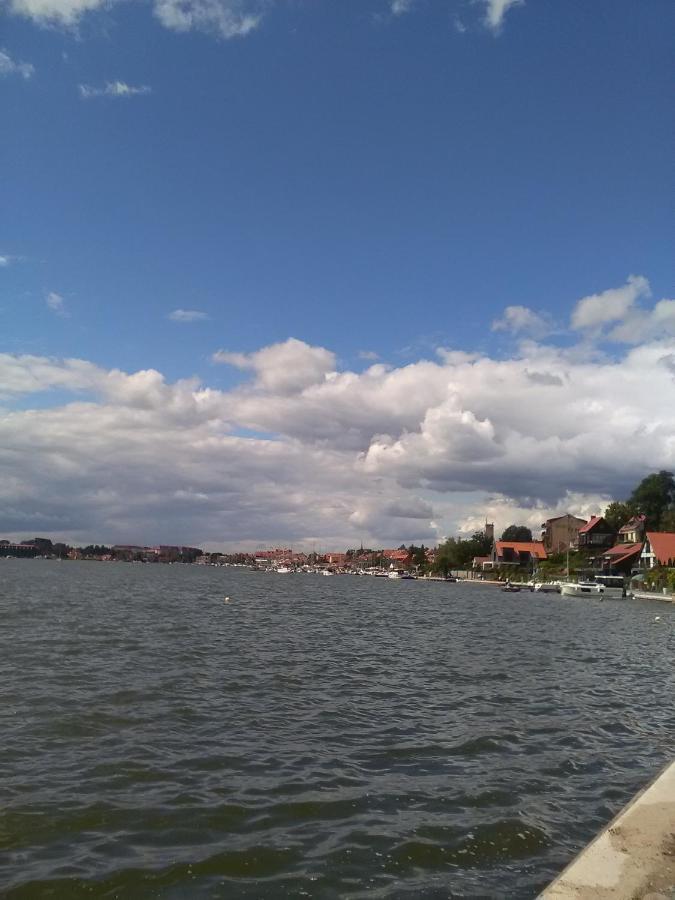 Kameralny Domek Drewniany Letniskowy W Mikolajkach Mikołajki 外观 照片