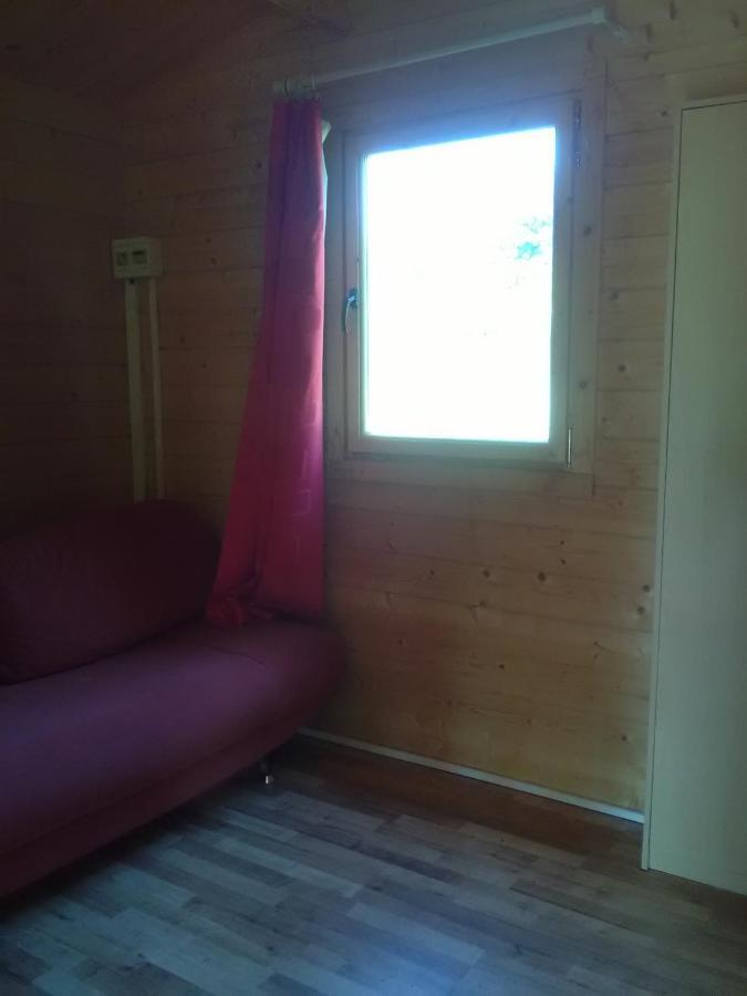 Kameralny Domek Drewniany Letniskowy W Mikolajkach Mikołajki 外观 照片